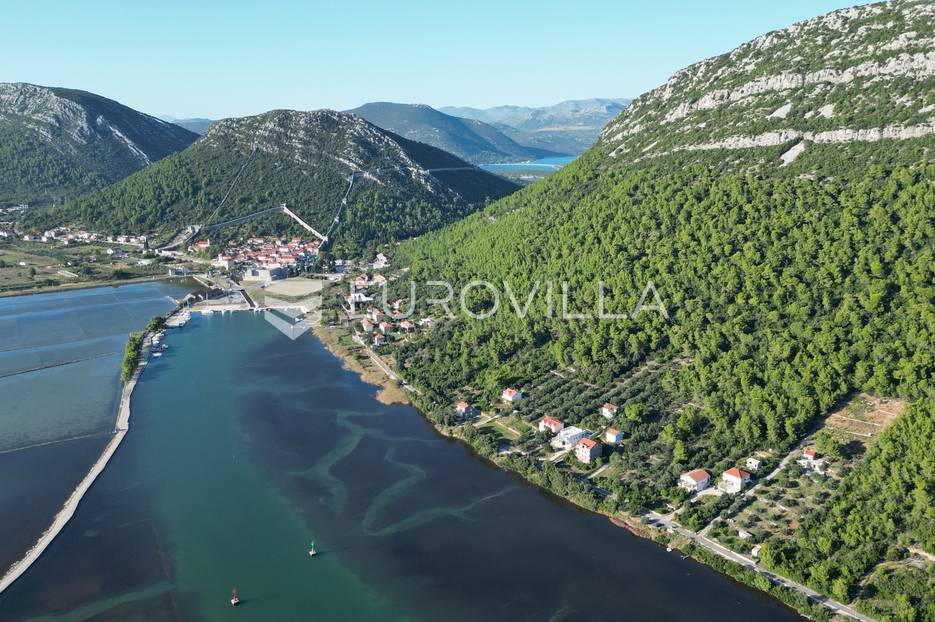 Terreno In vendita Ston