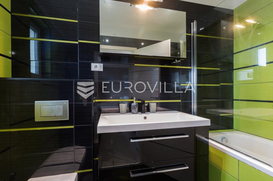 House For sale - Istarska Poreč
