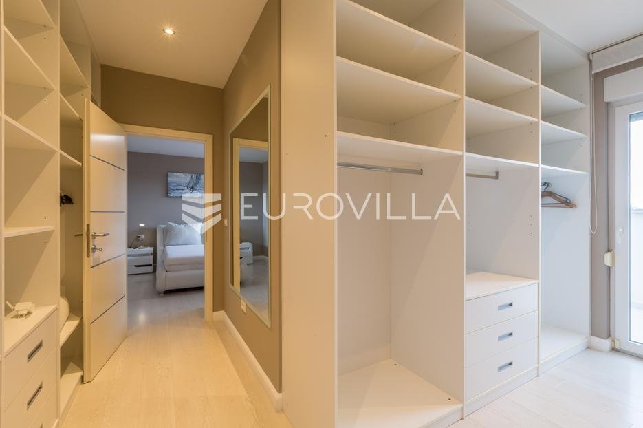 House For sale - Istarska Poreč