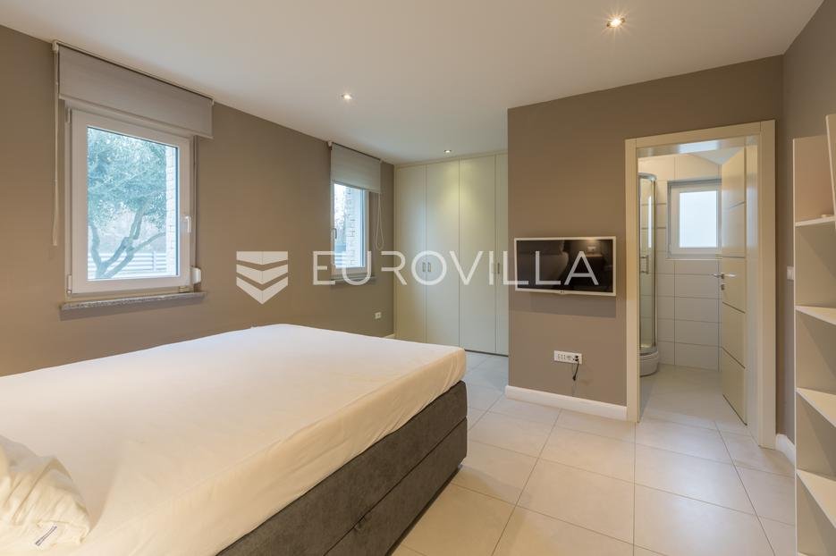 House For sale - Istarska Poreč