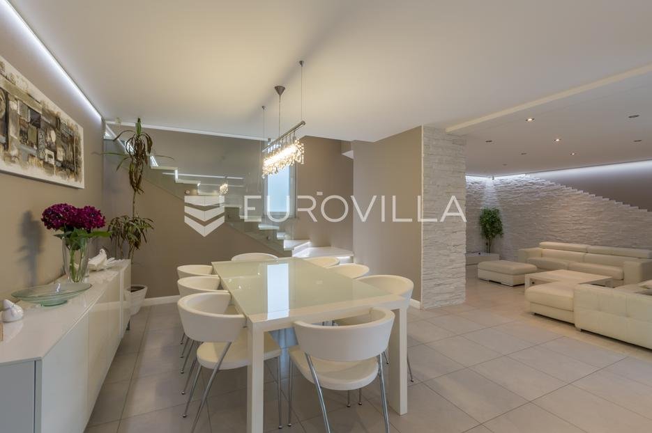 House For sale - Istarska Poreč