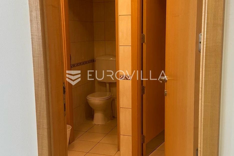 Komerčné Na prenájom - Splitsko-dalmatinska Split
