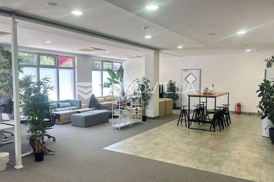 Business premises For sale - Splitsko-dalmatinska Split - foto 3/9