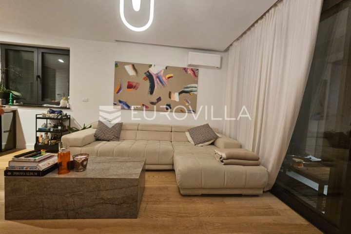 Apartma Na predaj - Primorsko-goranska Rijeka - foto 2/18