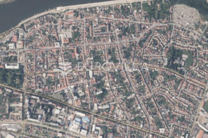 Land for sale 176 m² – Donji Grad