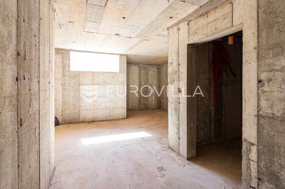 Casa In vendita -  Vodice