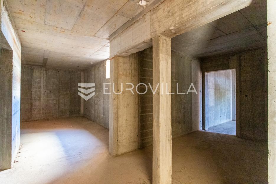 Casa In vendita -  Vodice