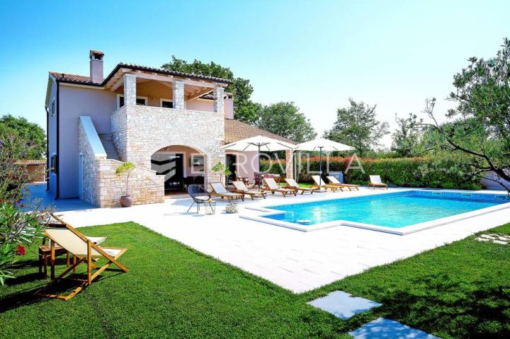 House for sale 280 m² – Krnica