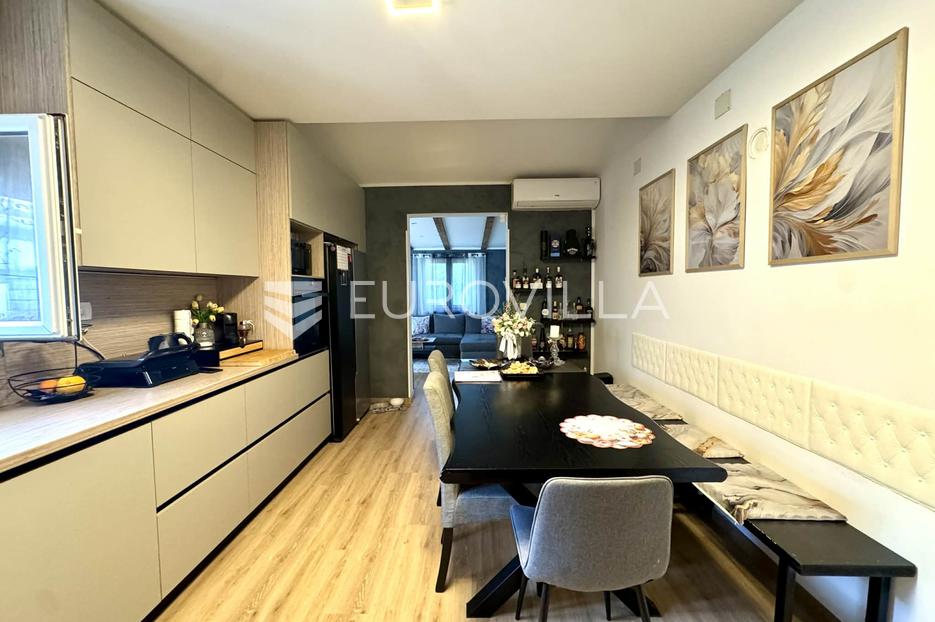 Appartamento In vendita -  Ližnjan
