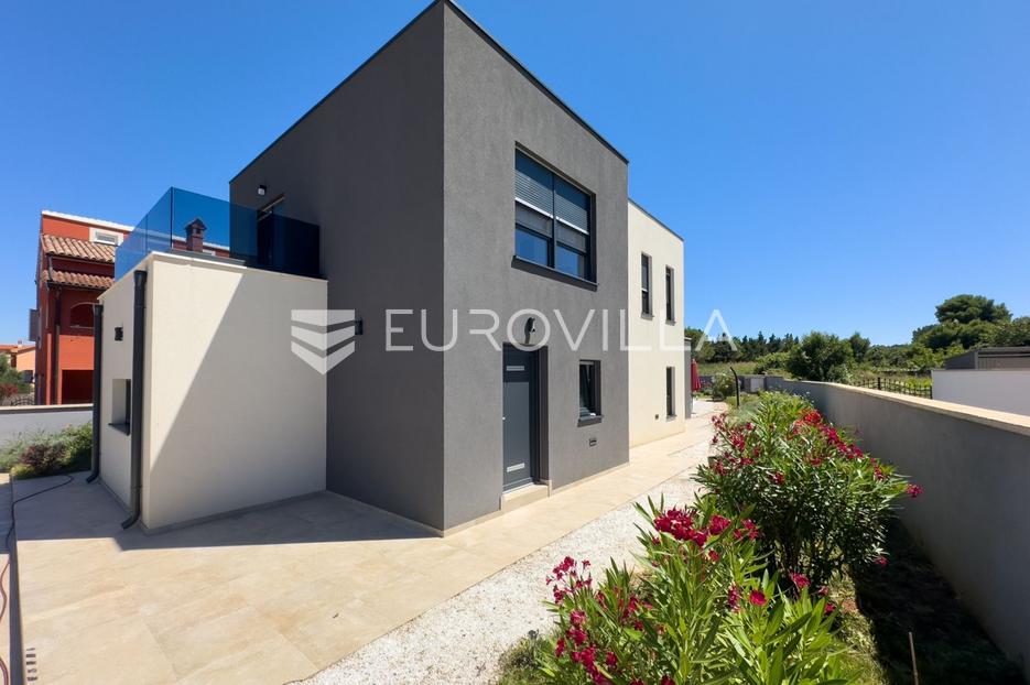 Haus Zu verkaufen - Istarska Ližnjan - foto 2/24