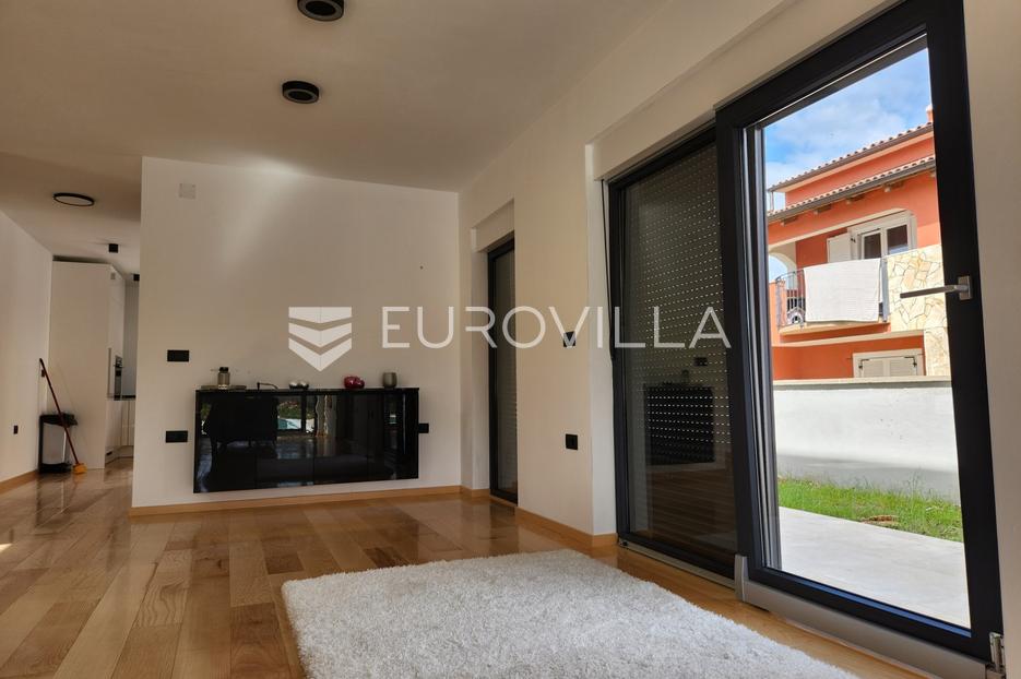 Haus Zu verkaufen - Istarska Ližnjan