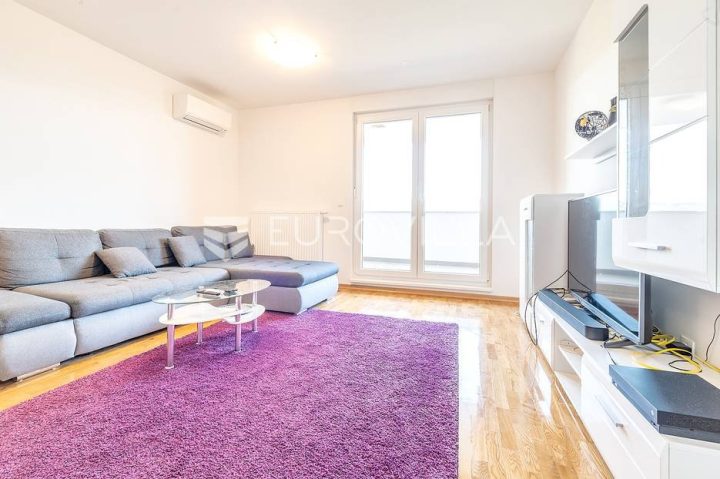 Flat For rent - Grad Zagreb Stenjevec - foto 2/6