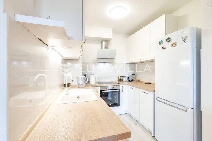 Flat For rent - Grad Zagreb Stenjevec - foto 4/6