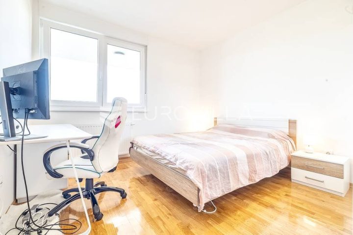 Flat For rent - Grad Zagreb Stenjevec - foto 5/6