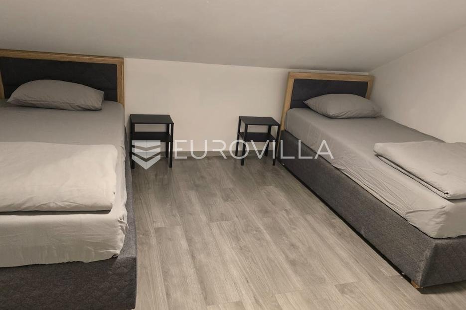 Casa In vendita - Grad Zagreb Trešnjevka - Sjever