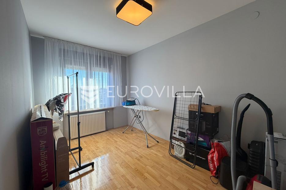 Flat For sale - Osječko-baranjska Đakovo