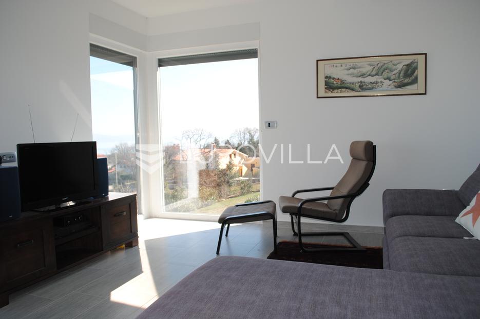 Casa In vendita -  Raša