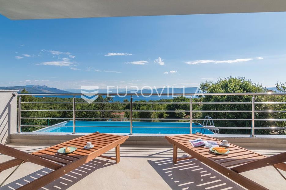 Casa In vendita -  Raša