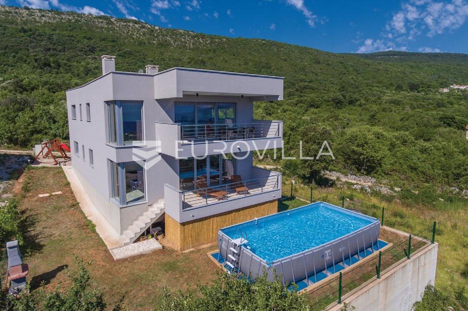 Casa In vendita -  Raša