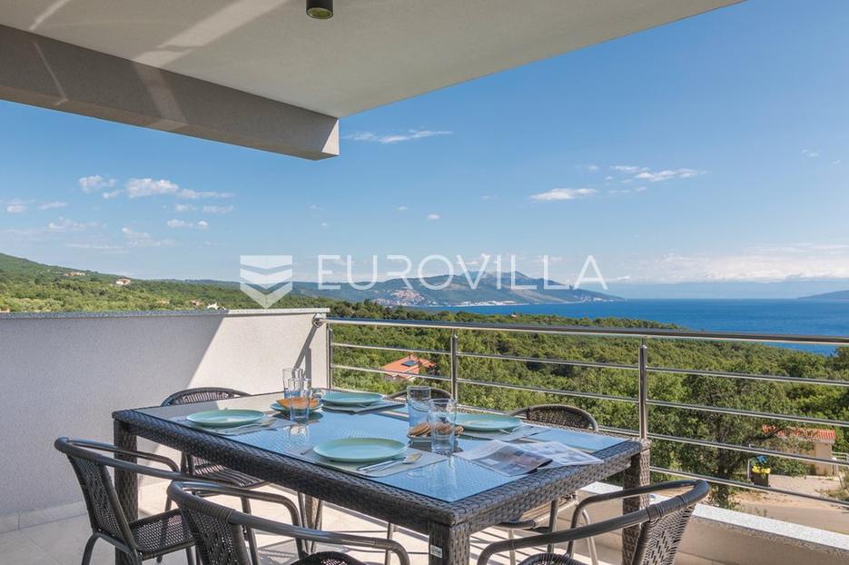 Casa In vendita -  Raša