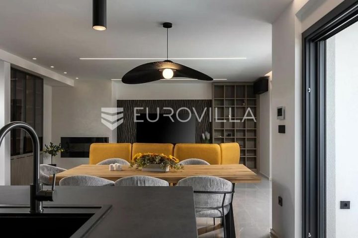 Haus Zu verkaufen - Primorsko-goranska Kostrena - foto 3/30