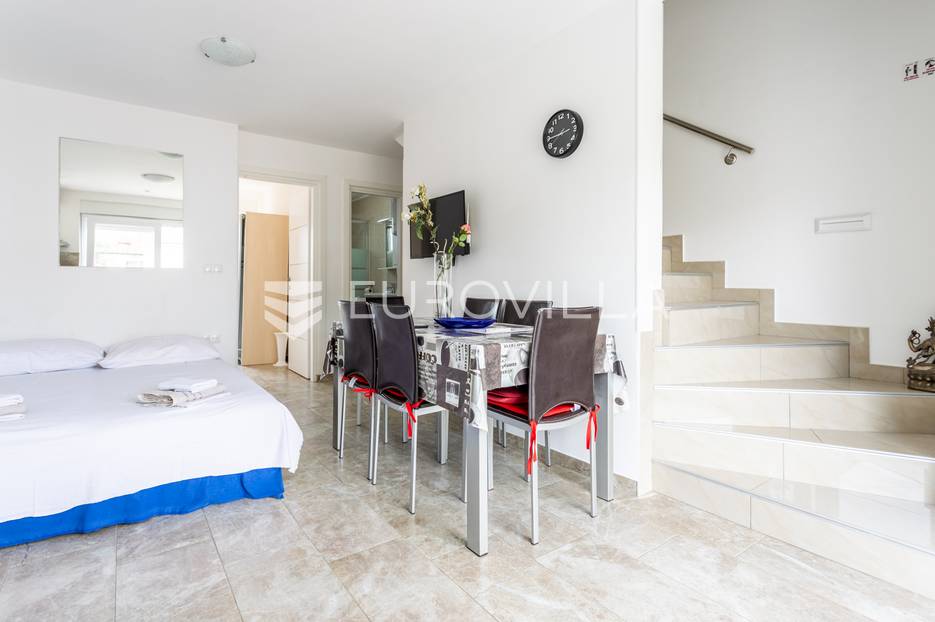 Haus Zu verkaufen - Ličko-senjska Novalja