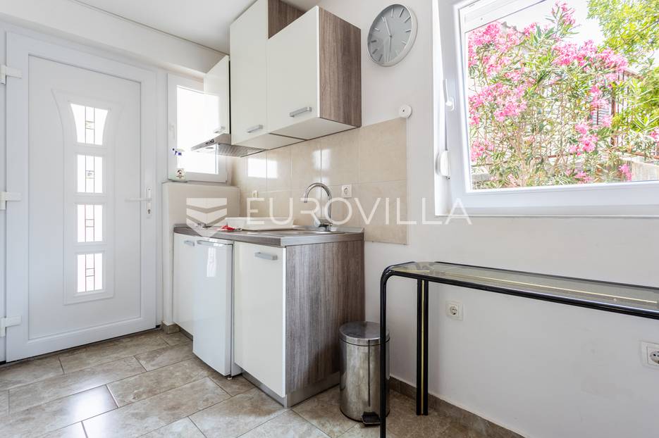 Haus Zu verkaufen - Ličko-senjska Novalja