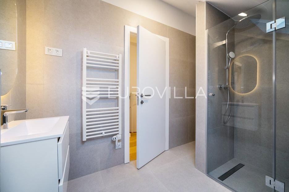 Apartmán Na predaj - Grad Zagreb Maksimir