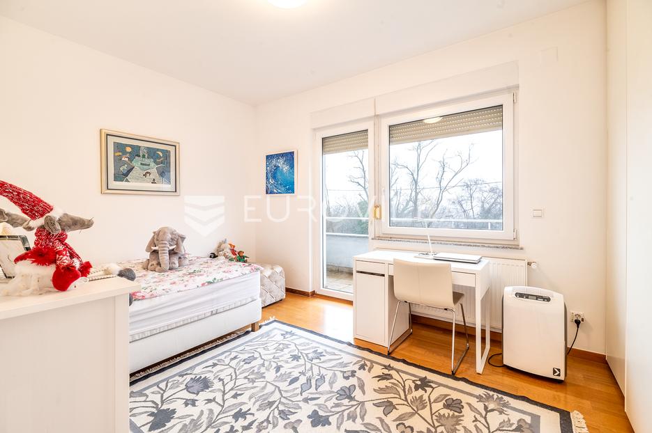 Apartmán Na prodej -  Črnomerec