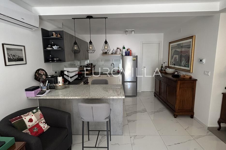 Apartment Zu verkaufen -  Pula