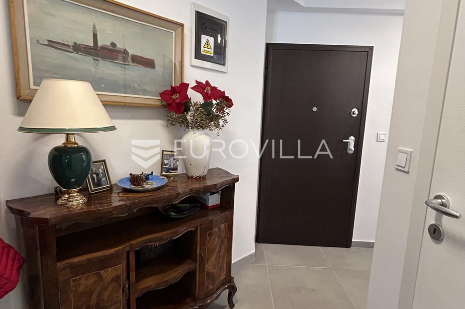 Apartment Zu verkaufen -  Pula