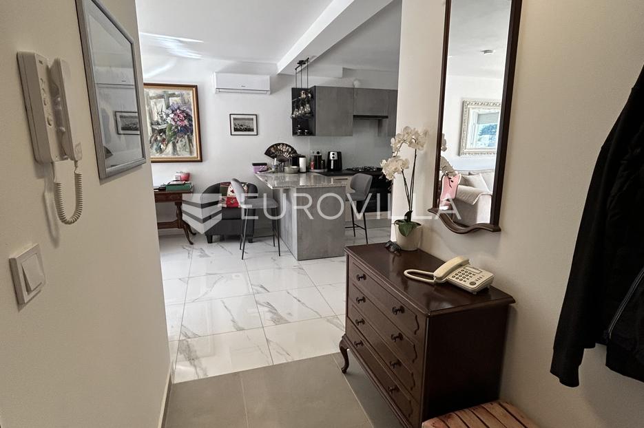 Apartment Zu verkaufen -  Pula
