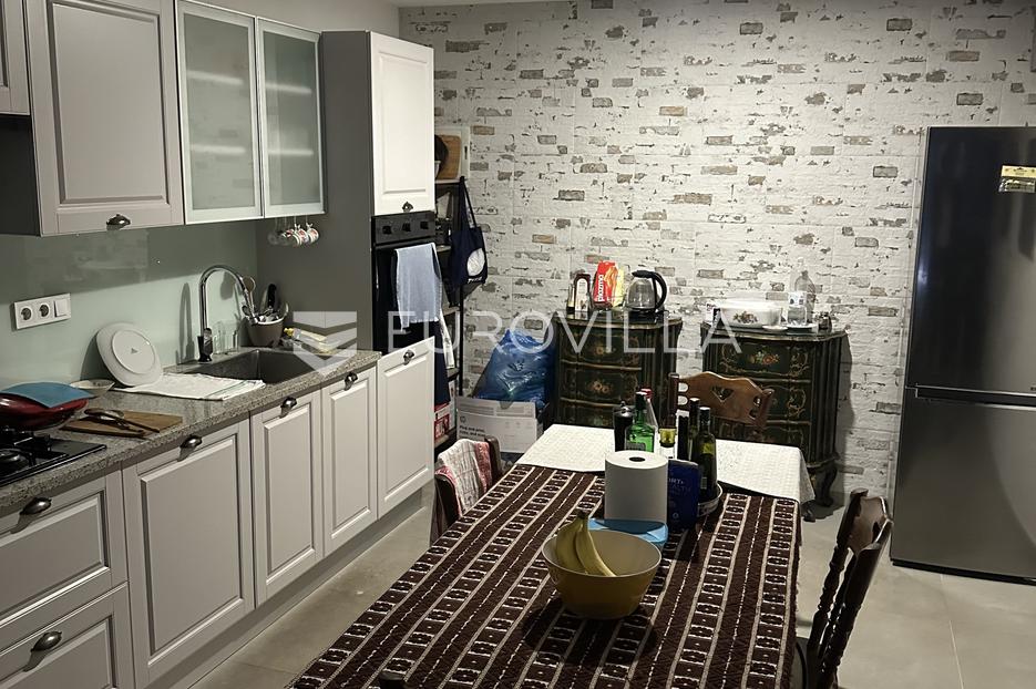 Apartment Zu verkaufen -  Pula