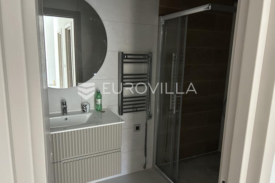 Apartmán Na predaj - Splitsko-dalmatinska Jelsa - foto 5/22