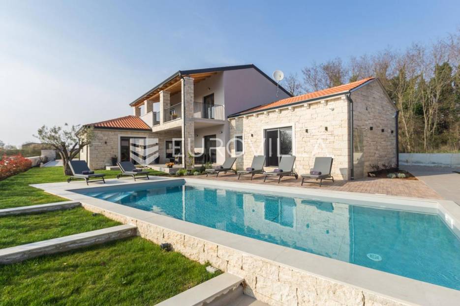 Maison À vendre -  Tinjan