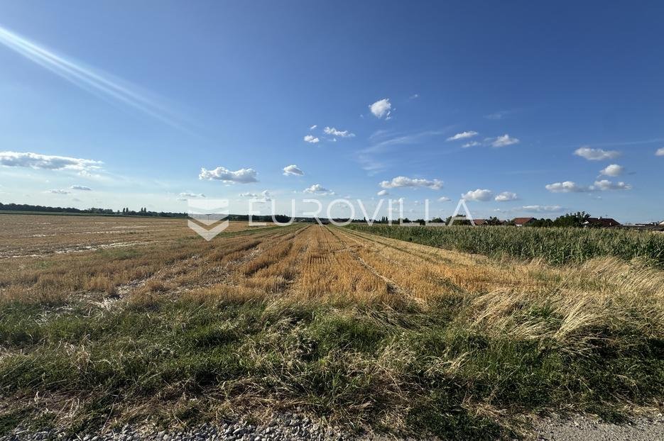 Parcela Naprodaj - Vukovarsko-srijemska Ivankovo