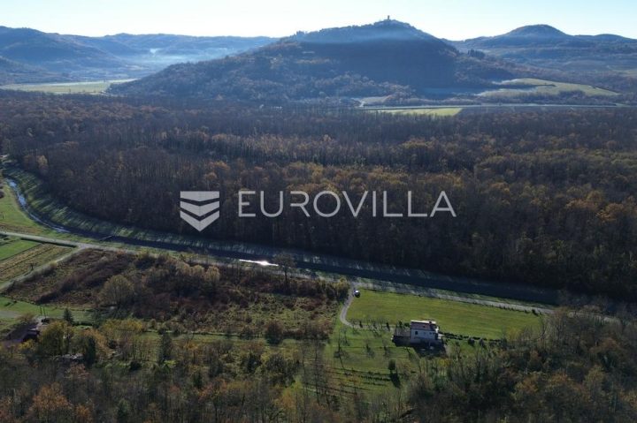 Pozemek na prodej 1263 m² – Livade