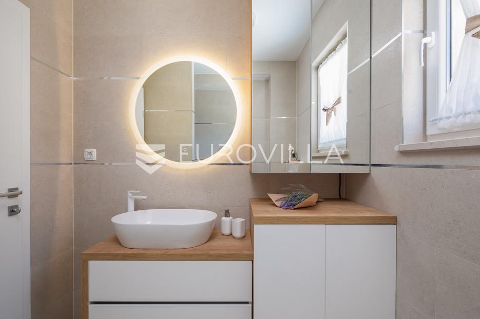 Apartmán Na predaj - Splitsko-dalmatinska Marina