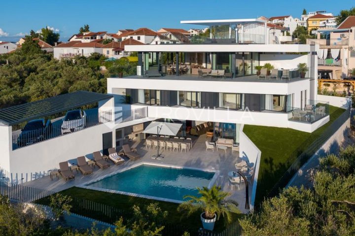 Casa in vendita 400 m² – Murter