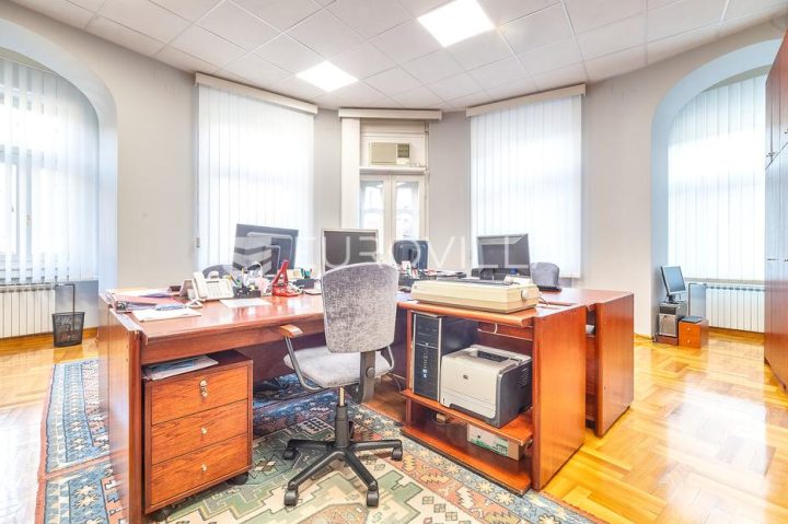 Poslovni prostor na prodaju 100 m² – Donji Grad