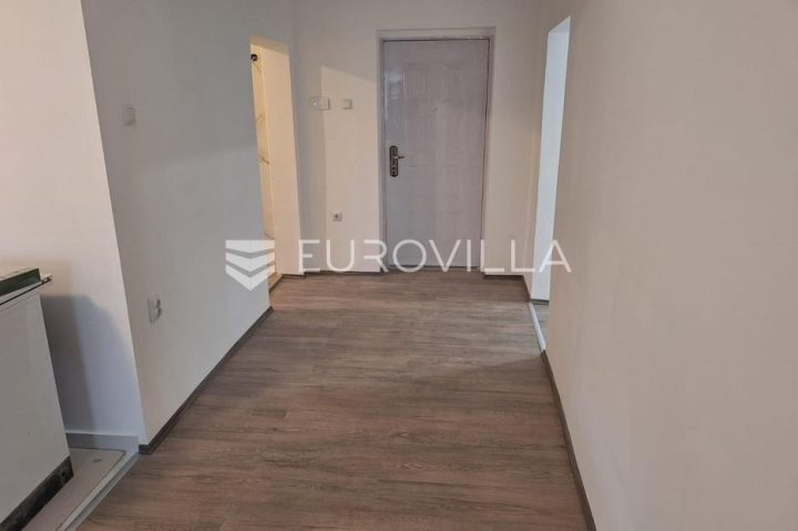 Apartment Zu verkaufen - Karlovačka Karlovac - foto 2/5