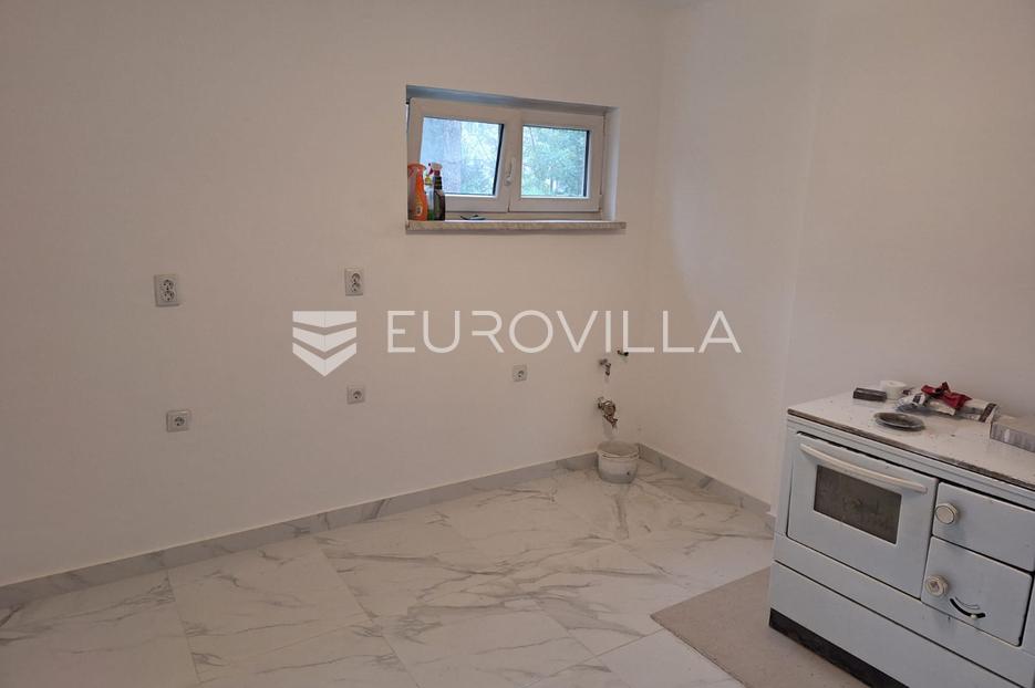 Apartmán Na predaj -  Karlovac