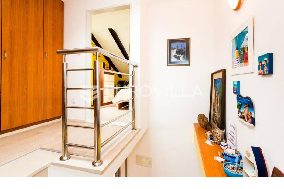 House For sale -  Ston