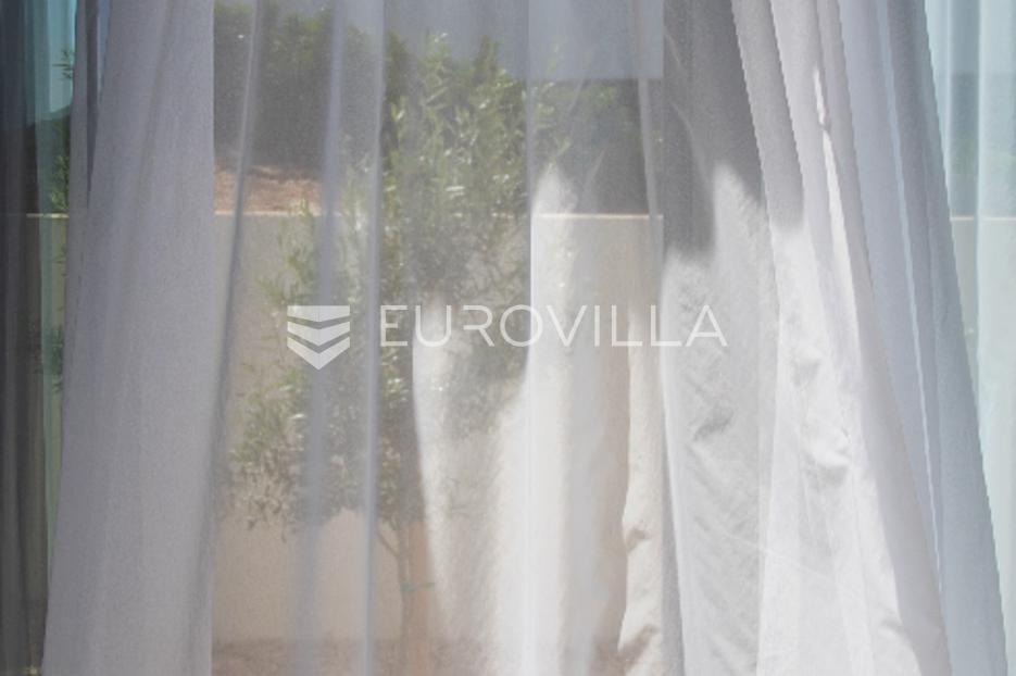 House For sale -  Tkon