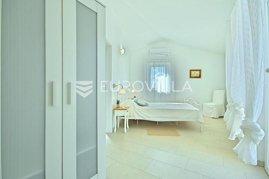 Haus Zu verkaufen -  Sveti Lovreč