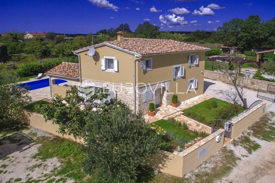 Haus Zu verkaufen -  Sveti Lovreč