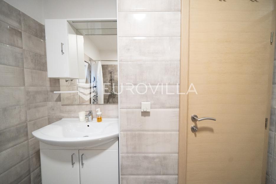 Apartmán Na prodej -  Tisno