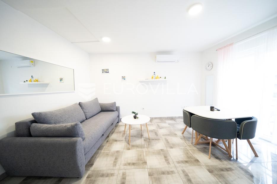 Apartmán Na prodej -  Tisno