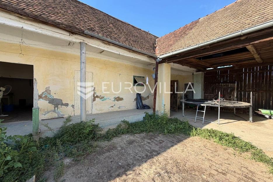 Dům Na prodej - Osječko-baranjska Satnica Đakovačka