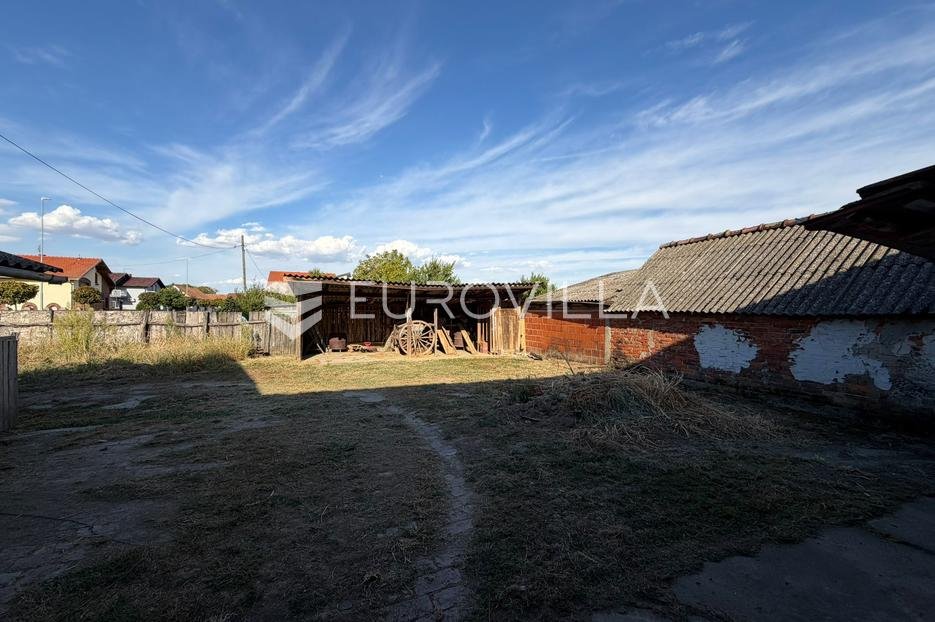 Dům Na prodej - Osječko-baranjska Satnica Đakovačka